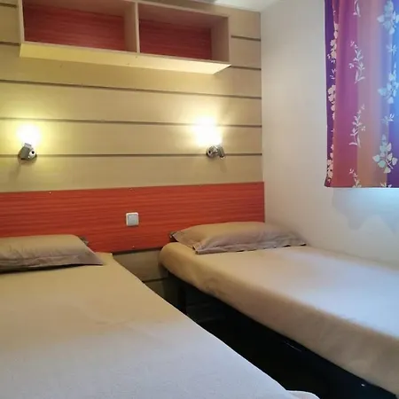 Bungalow Des Amis لو غراو دو روا